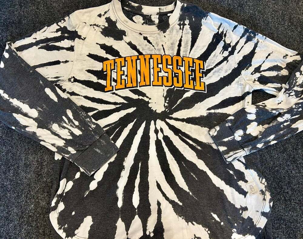 Pressbox Tennessee Volunteers NCAA Long Sleeve Tie Dye T-Shirt XL